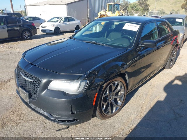 2018 CHRYSLER 300 2C3CCAAG5JH308210 Photo 1