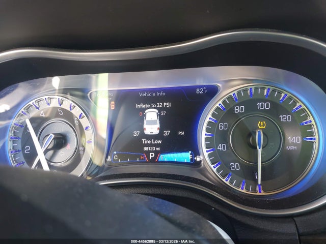 2018 CHRYSLER 300 2C3CCAAG5JH308210 Photo 6