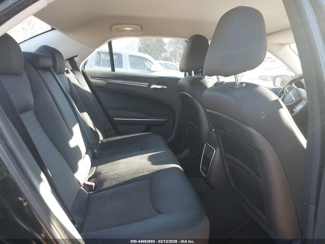 2018 CHRYSLER 300 2C3CCAAG5JH308210 Photo 7