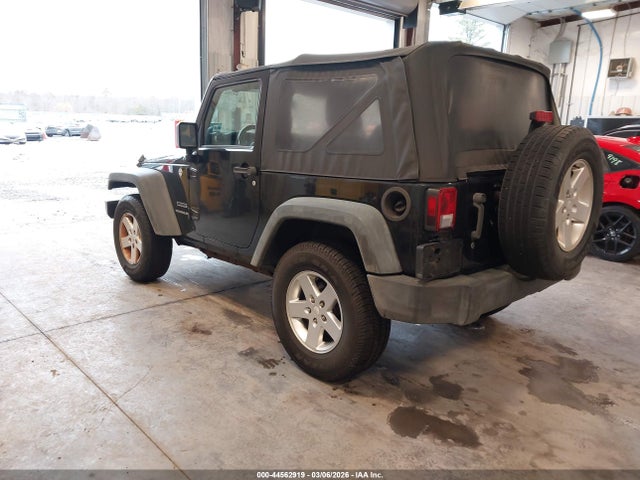 2014 JEEP WRANGLER 1C4AJWAG9EL158326 Photo 2
