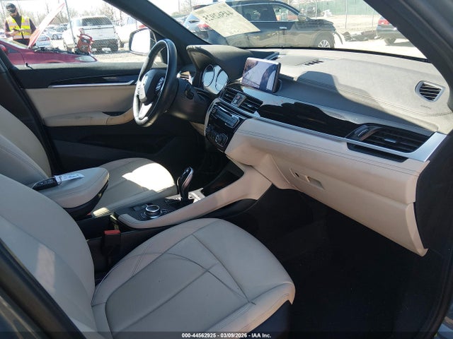 2021 Bmw X1 Xdrive28i მანქანა იყიდება აუქციონზე, vin: WBXJG9C09M5U28998, აუქციონის ნომერი: 44562925