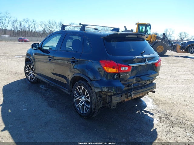 2018 MITSUBISHI OUTLANDER SPORT JA4AR3AW9JZ012590 Photo 2