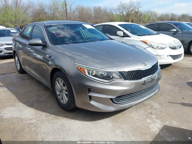 KIA Optima Lx 2018 5XXGT4L30JG223707 Image 1