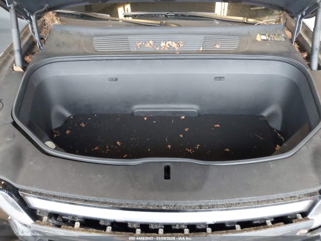 2022 RIVIAN R1T 7FCTGAAL5NN002869 Photo 9