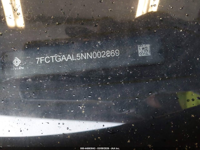 2022 RIVIAN R1T 7FCTGAAL5NN002869 Photo 8