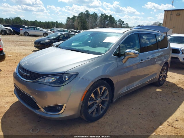 Продажа на аукционе авто 2017 Chrysler Pacifica Limited, vin: 2C4RC1GG4HR839447, номер лота: 44563055