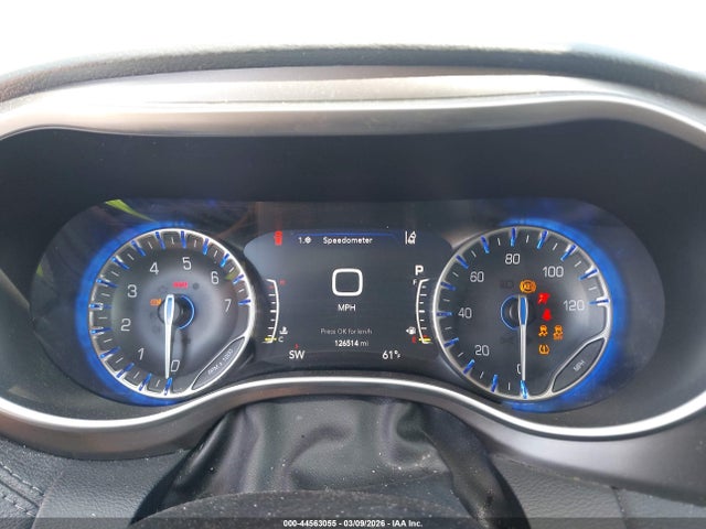Продажа на аукционе авто 2017 Chrysler Pacifica Limited, vin: 2C4RC1GG4HR839447, номер лота: 44563055