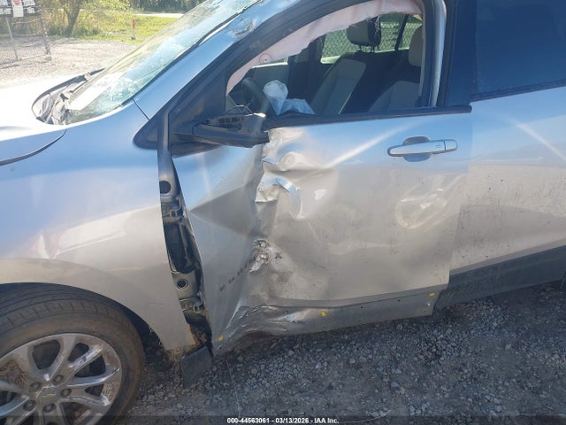 Chevrolet EQUINOX LS 2019 3GNAXHEVXKS623986 Image 6