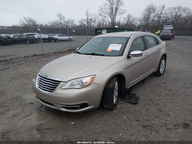 Aukcja sprzedaży 2013 Chrysler 200 Limited, vin: 1C3CCBCG5DN699888, numer aukcji: 44563115