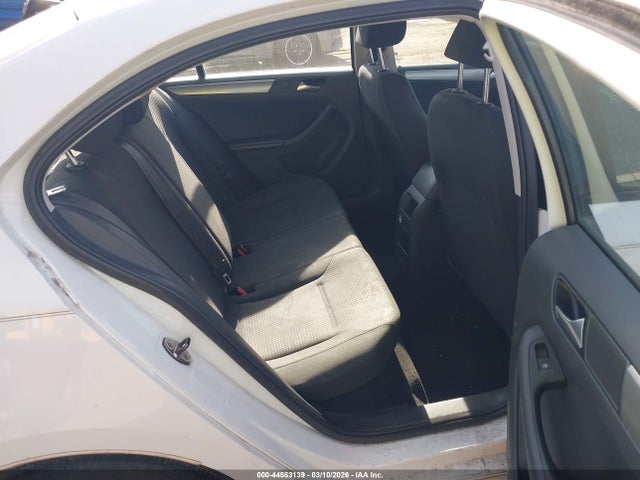 Aukcja sprzedaży 2015 Volkswagen Jetta 1.8t Se, vin: 3VWD17AJ0FM352478, numer aukcji: 44563139