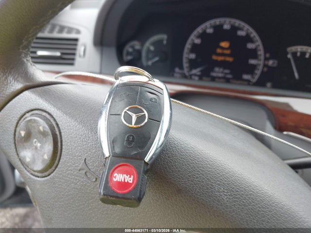 2007 MERCEDES-BENZ S 550 WDDNG71X57A077219 Photo 10