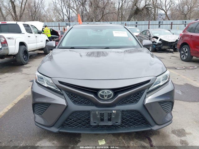 4T1B11HK0JU102812 Toyota CAMRY SE