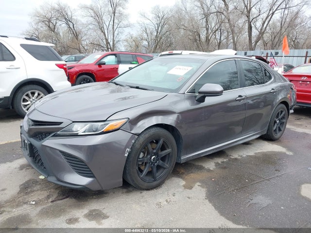 4T1B11HK0JU102812 Toyota CAMRY SE
