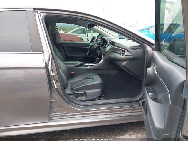 4T1B11HK0JU102812 Toyota CAMRY SE