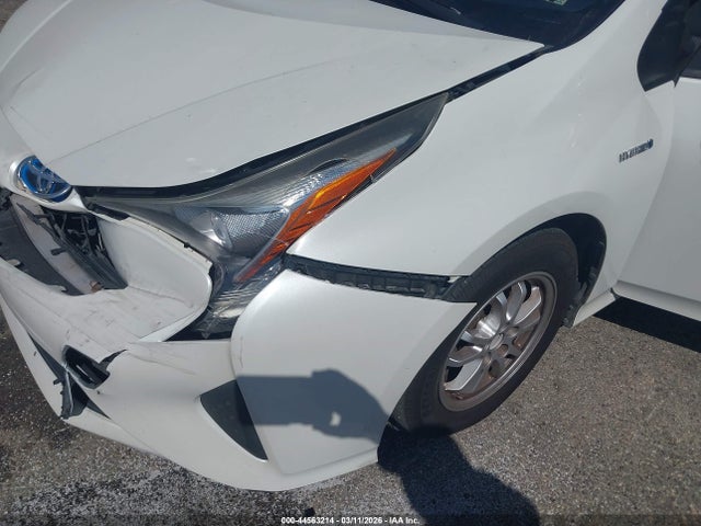 JTDKBRFU2G3009390 Toyota Prius Two