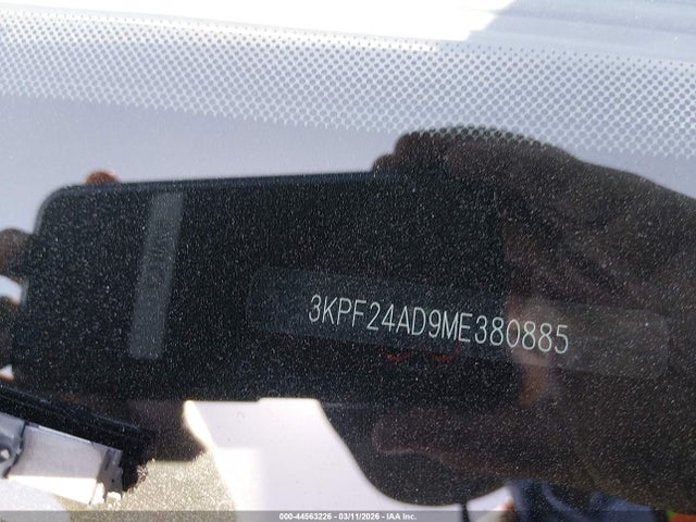3KPF24AD9ME380885 KIA Forte Lxs