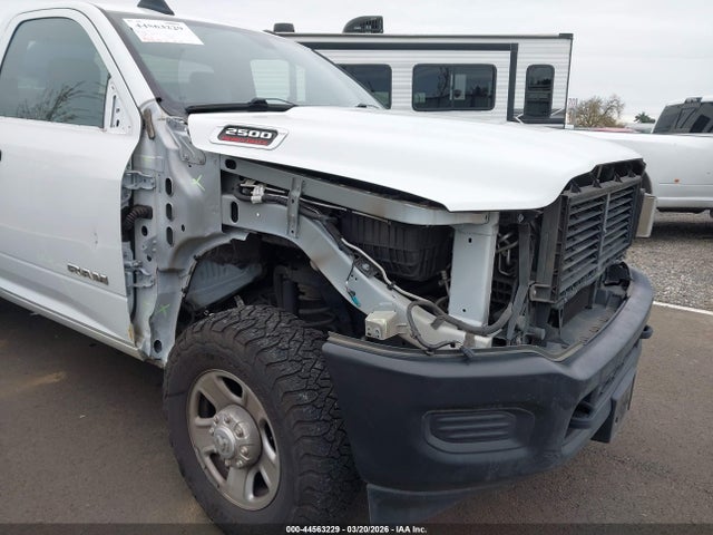 44563229 :رقم المزاد ، 3C7WR5AJ8NG320791 vin ، 2022 Ram 2500 Tradesman  4x4 8' Box مزاد بيع