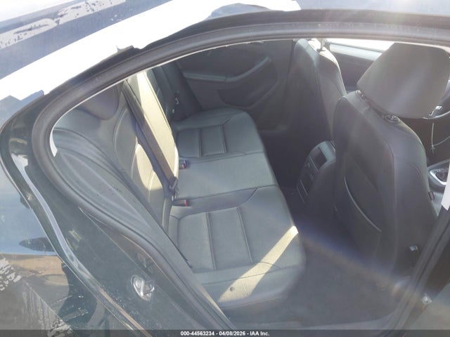 2013 Volkswagen Jetta Se მანქანა იყიდება აუქციონზე, vin: 3VWDX7AJ4DM355217, აუქციონის ნომერი: 44563234