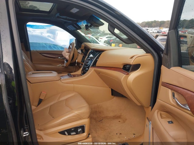 Продажа на аукционе авто 2017 Cadillac Escalade Esv Platinum, vin: 1GYS4KKJ7HR390160, номер лота: 44563235