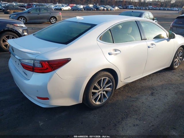 Продажа на аукционе авто 2016 Lexus Es 300h, vin: JTHBW1GG1G2107510, номер лота: 44563239