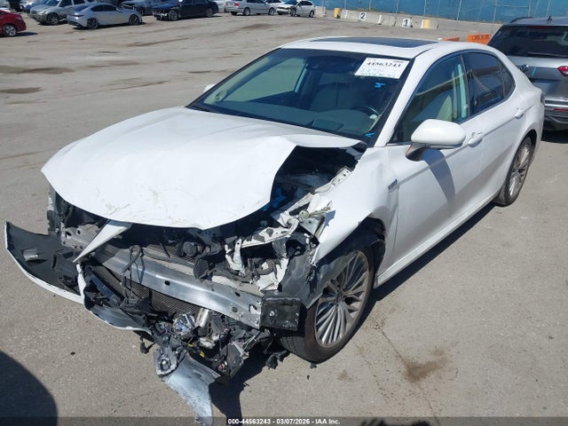 2019 TOYOTA CAMRY HYBRID 4T1B21HK3KU514592 Photo 1