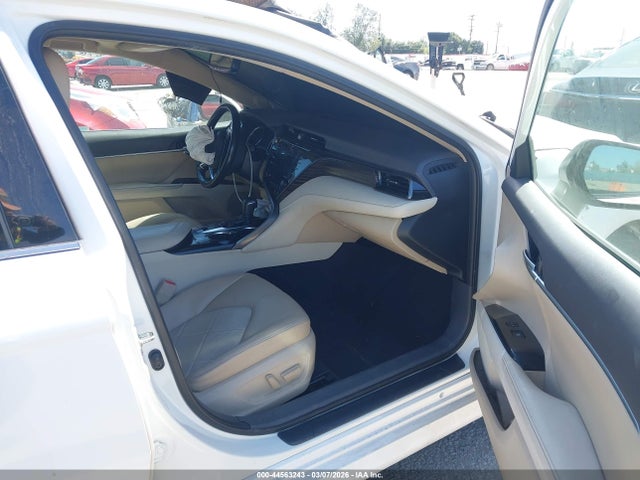 2019 TOYOTA CAMRY HYBRID 4T1B21HK3KU514592 Photo 4
