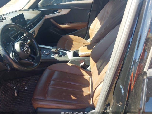44563255 :رقم المزاد ، WAUDNAF4XJN000513 vin ، 2018 Audi A4 2.0t Premium/2.0t Tech Premium مزاد بيع