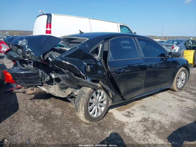 2013 Volkswagen Passat S მანქანა იყიდება აუქციონზე, vin: 1VWAP7A36DC118931, აუქციონის ნომერი: 44563270