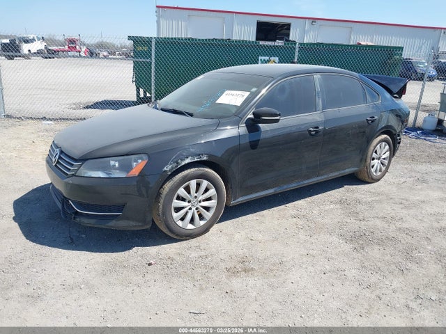 2013 Volkswagen Passat S მანქანა იყიდება აუქციონზე, vin: 1VWAP7A36DC118931, აუქციონის ნომერი: 44563270