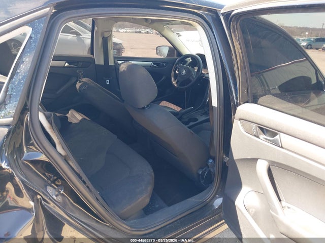 2013 Volkswagen Passat S მანქანა იყიდება აუქციონზე, vin: 1VWAP7A36DC118931, აუქციონის ნომერი: 44563270