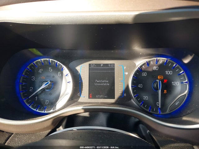 Продажа на аукционе авто 2017 Chrysler Pacifica Touring-l, vin: 2C4RC1BG7HR797203, номер лота: 44563271
