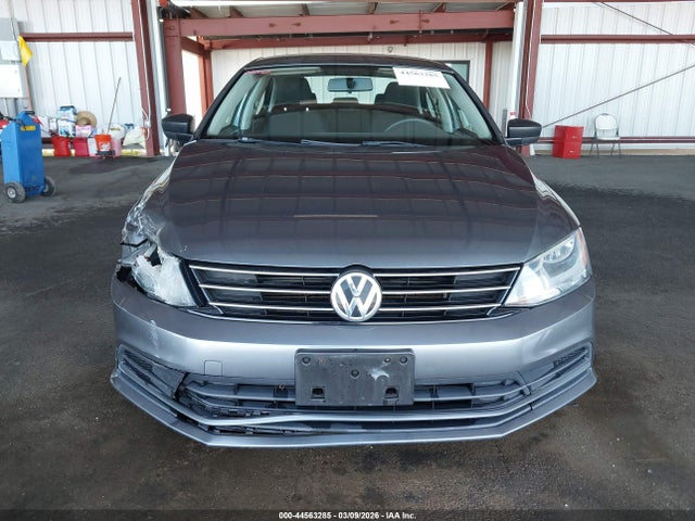 3VWD17AJ9FM340815 Volkswagen Jetta 1.8t Se