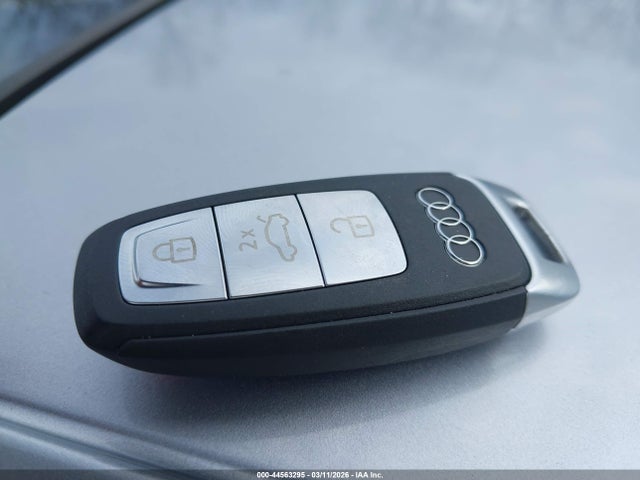 2023 AUDI A3 WAUBUDGY7PA130746 Photo 10