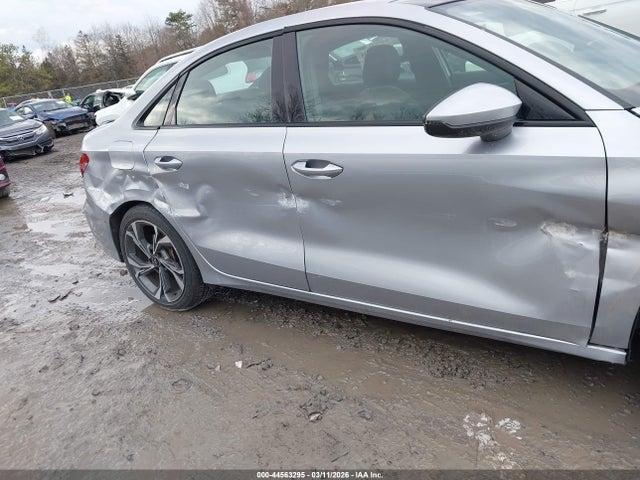 Продаж на аукціоні авто 2023 Audi A3 Premium Plus 40 Tfsi Front-wheel Drive S Tronic, vin: WAUBUDGY7PA130746, номер лоту: 44563295