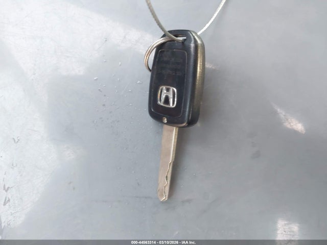 2HKRM3H42GH557042 Honda CR-V SE