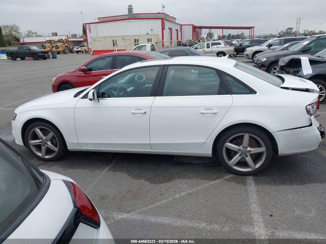 Продажа на аукционе авто 2010 Audi A4 2.0t Premium, vin: WAUFFCFL5AN003215, номер лота: 44563323