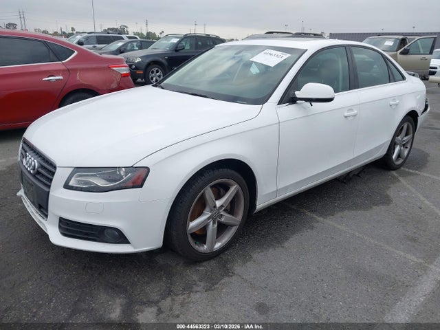 2010 AUDI A4 WAUFFCFL5AN003215 Photo 1