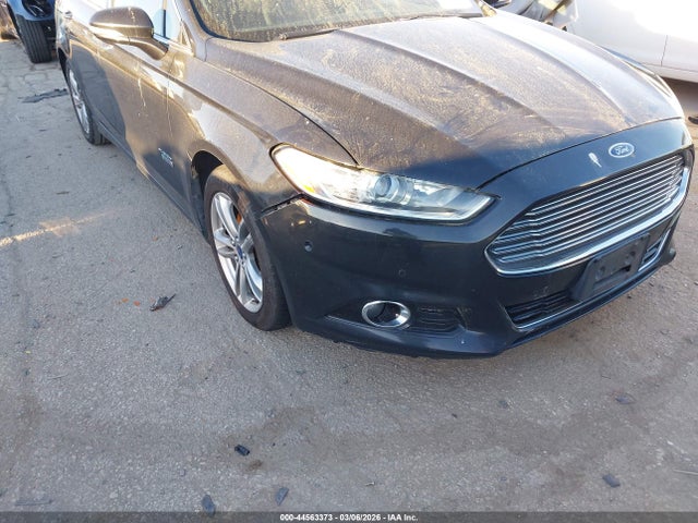Ford Fusion Energi Titanium 2015 3FA6P0SU9FR147244 Image 6