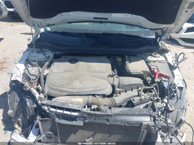 44563381 :رقم المزاد ، WDDSJ4GB7HN468090 vin ، 2017 Mercedes-benz Cla 250 4matic مزاد بيع