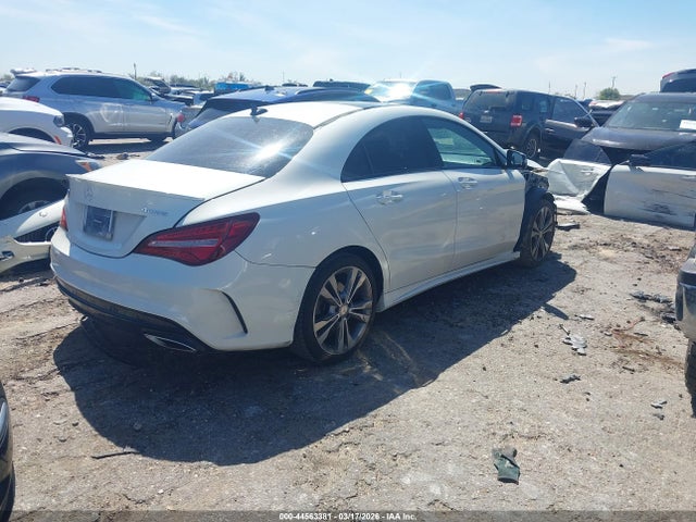 44563381 :رقم المزاد ، WDDSJ4GB7HN468090 vin ، 2017 Mercedes-benz Cla 250 4matic مزاد بيع