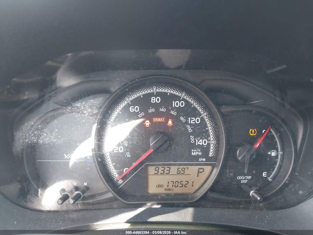VNKKTUD37FA041389 Toyota YARIS L