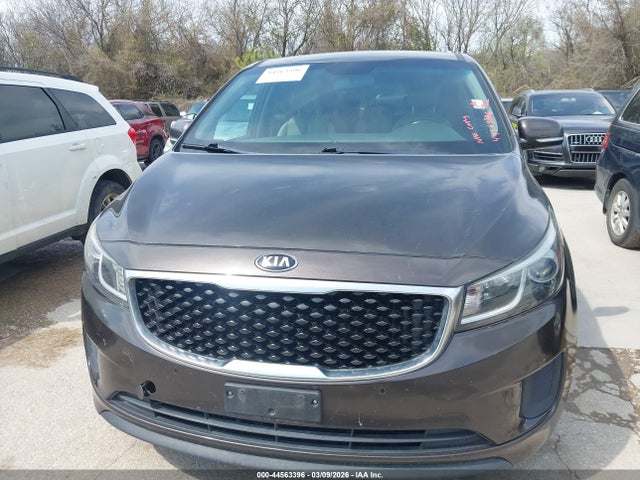 KIA SEDONA LX 2017 KNDMB5C10H6266351 Image 6