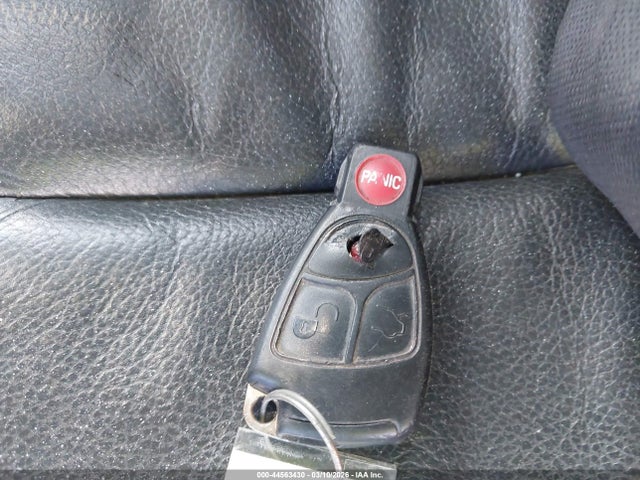 Продажа на аукционе авто 2005 Mercedes-benz Slk 350, vin: WDBWK56F35F045420, номер лота: 44563430