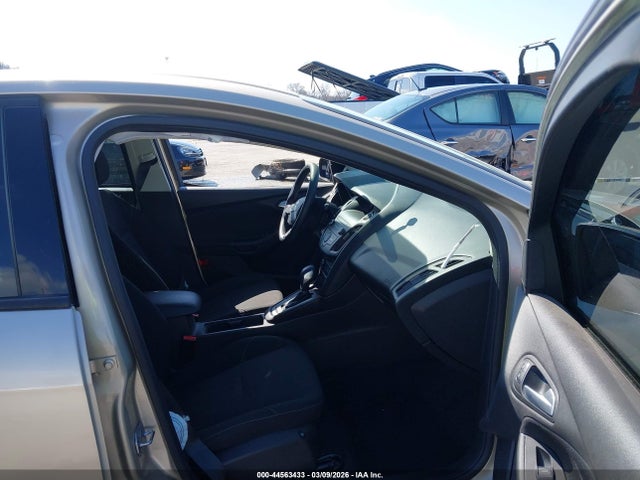 2018 FORD FOCUS 1FADP3F21JL322000 Photo 4