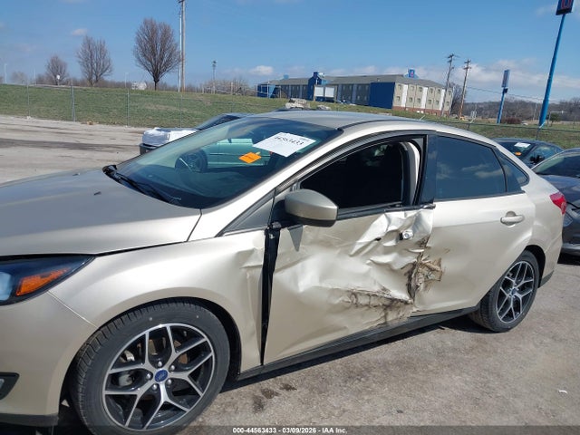 2018 FORD FOCUS 1FADP3F21JL322000 Photo 5