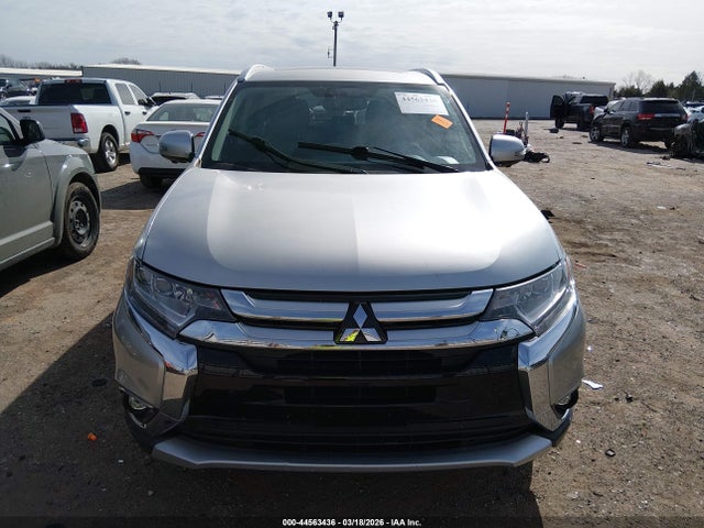 Продажа на аукционе авто 2018 Mitsubishi Outlander Sel, vin: JA4AD3A3XJZ015826, номер лота: 44563436
