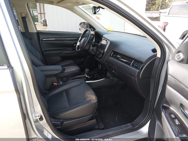 Продажа на аукционе авто 2018 Mitsubishi Outlander Sel, vin: JA4AD3A3XJZ015826, номер лота: 44563436