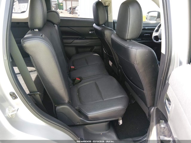 Продажа на аукционе авто 2018 Mitsubishi Outlander Sel, vin: JA4AD3A3XJZ015826, номер лота: 44563436