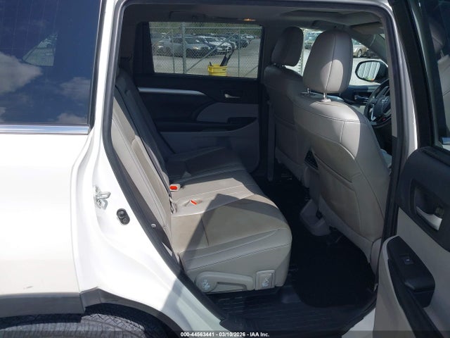 5TDKZRFH9KS337864 Toyota Highlander Xle