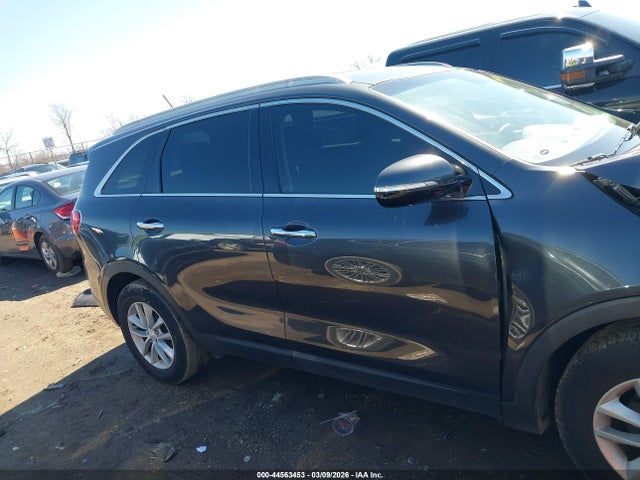 Продажа на аукционе авто 2017 Kia Sorento 2.4l Lx, vin: 5XYPG4A32HG318461, номер лота: 44563453